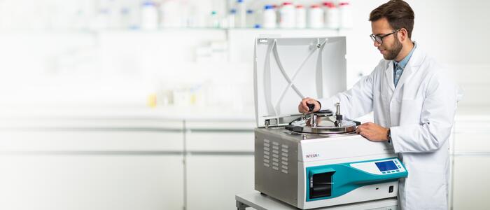 MEDIACLAVE 10 media sterilizer