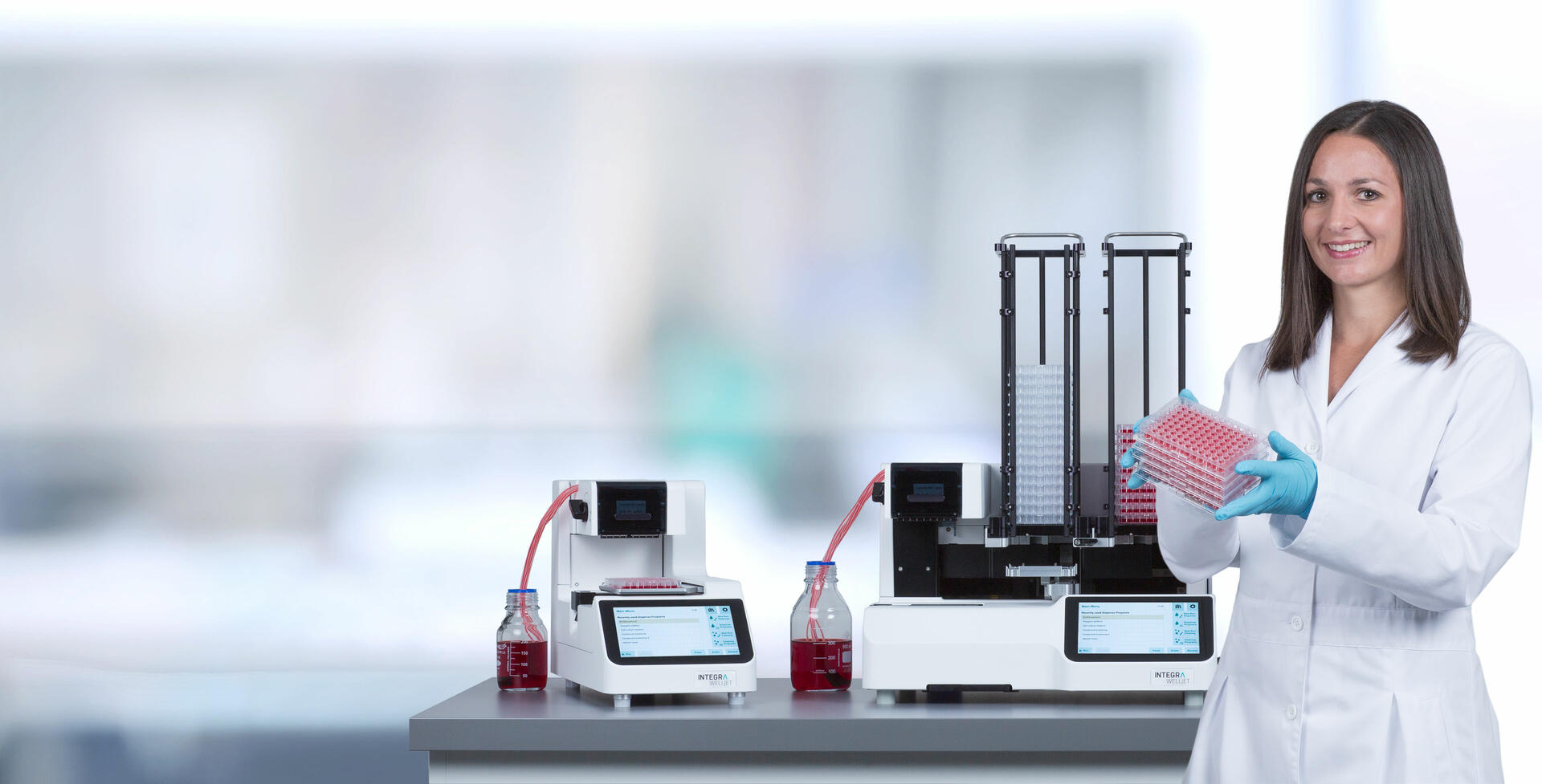 WELLJET reagent dispenser and dispenser stacker hero image