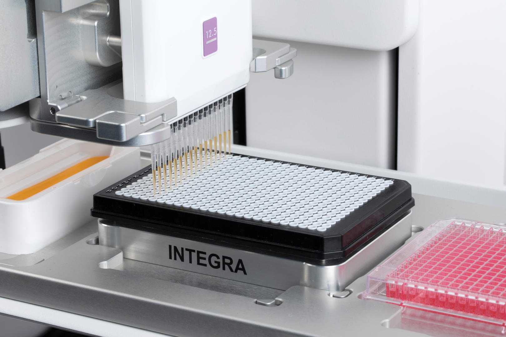 Example of the ASSIST PLUS pipetting robot transferring a Mastermix into a 384 well PCR plate.