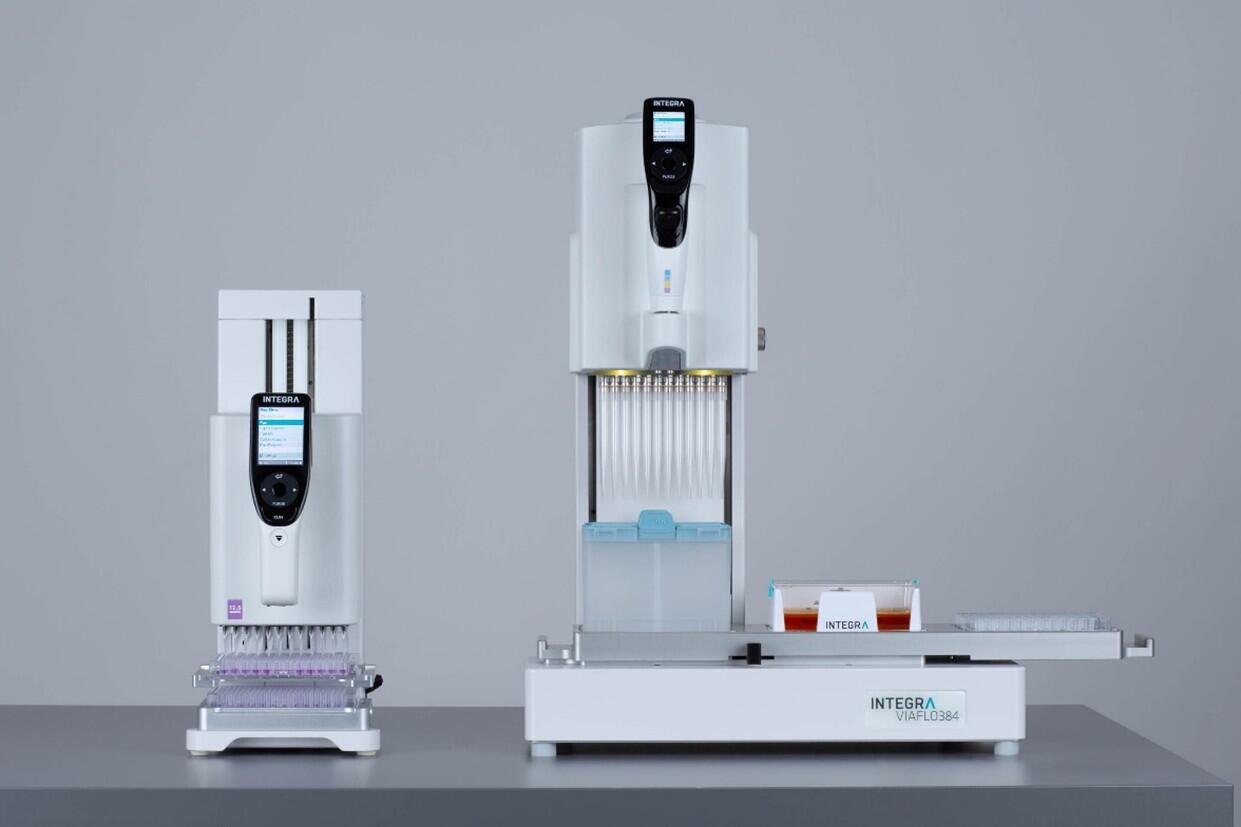 MINI 96 and VIAFLO 384 pipettes on a lab bench