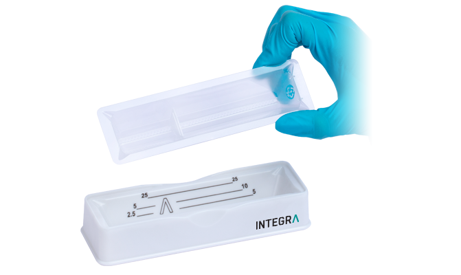 Reusable divided reservoir base