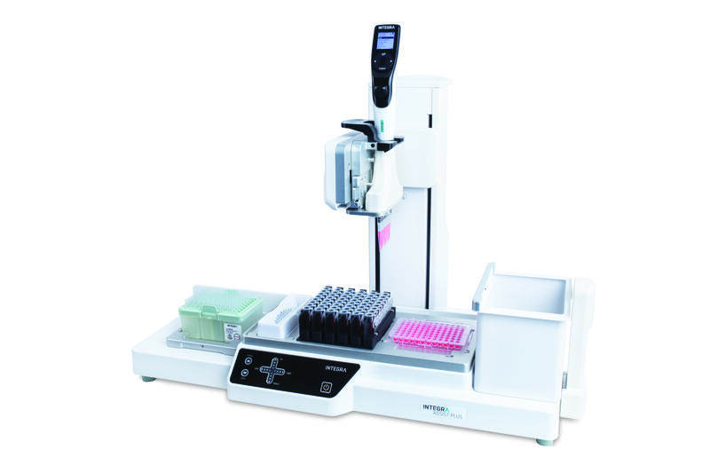 The ASSIST PLUS pipetting robot