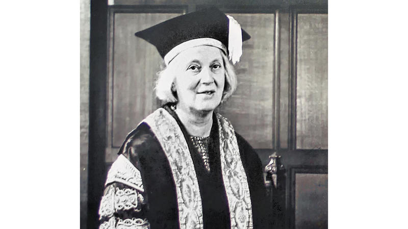 Famous women scientists: Portrait of Dorothy Hodgkin