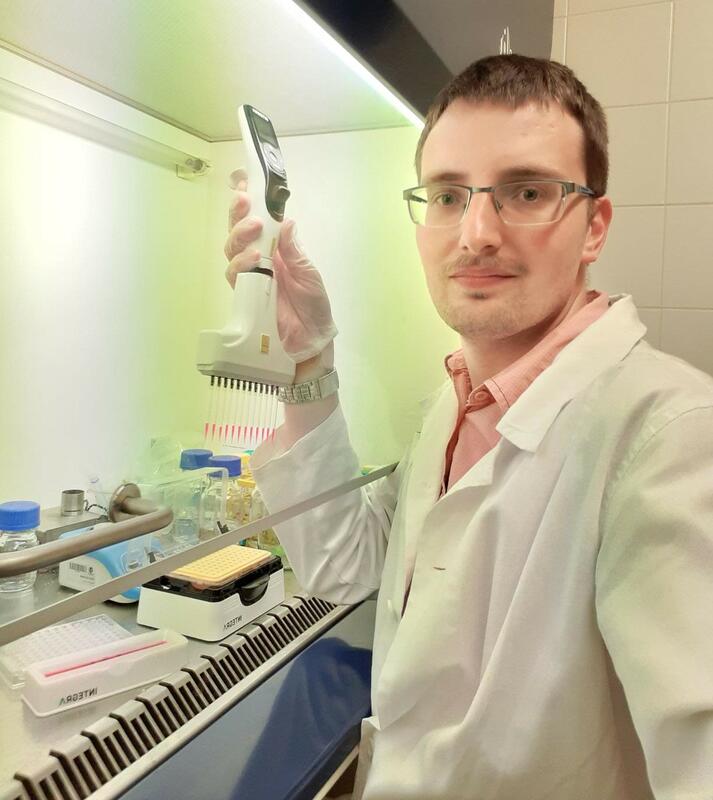 Dr Martin Bartas uses an INTEGRA VOYAGER multichannel pipette to perform DNA and protein extractions.