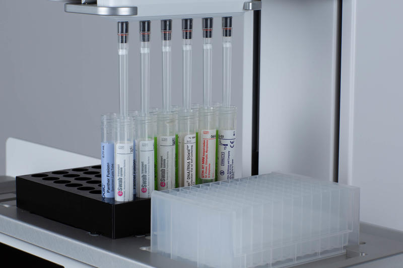 ASSIST PLUS with transfer from swab tubes to a plate