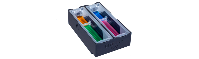Dual reservoir adapter with 2 divided reagent reservoirs