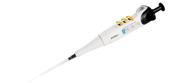 EVOLVE pipette with 3 quick set dials to rapidly set volumes
