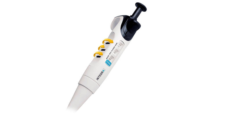 Our EVOLVE range of manual pipettes uses three number lock dials to set volumes