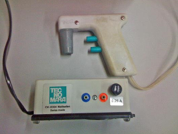 The first version of the PIPETBOY serological pipet controller with an external pump.