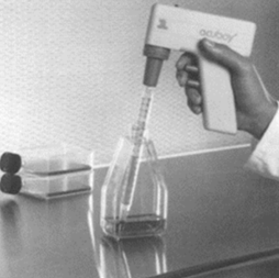The ACUBOY serological pipet controller with an integrated pump and battery. 