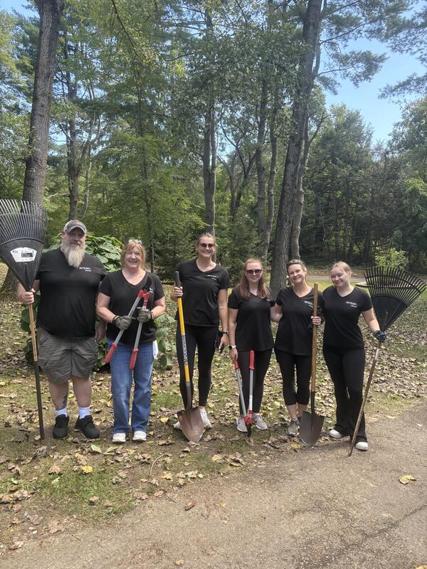 A total of more than 50 employees took part in the volunteer outdoor cleanup in Zizers and Hudson/Merrimack.  
