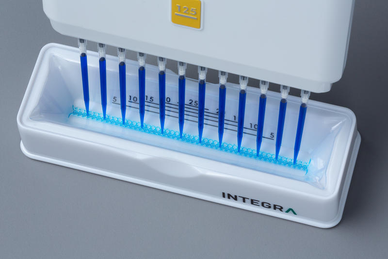 INTEGRA ディスポーザブル 試薬リザーバー 100ml （50個 スリーブ×4個） 4322 - 1