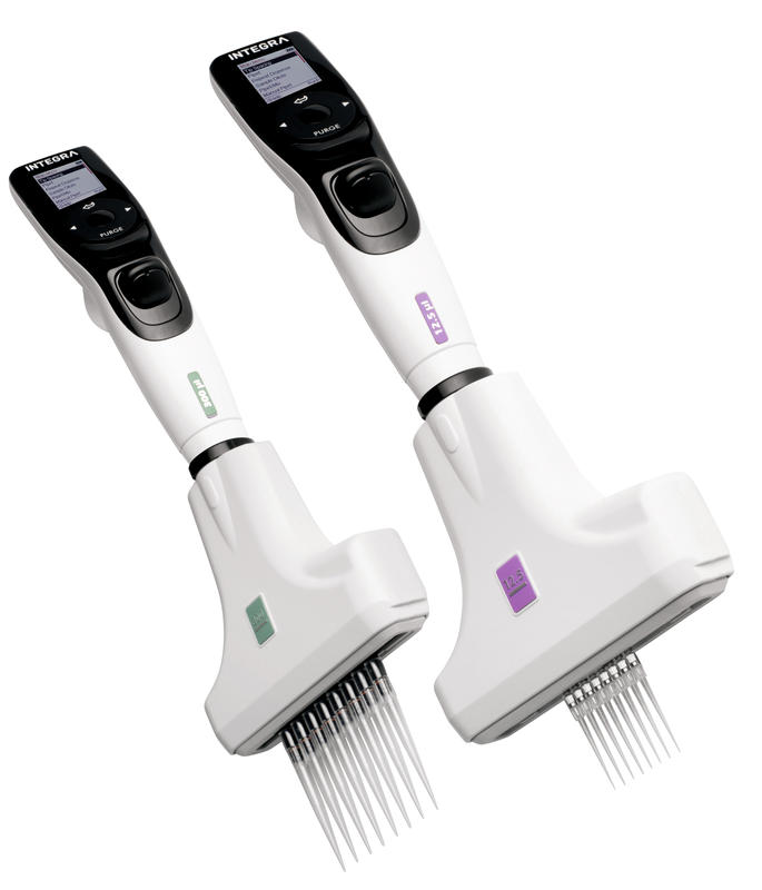 Deux pipettes VOYAGER à écartement automatique des pointes