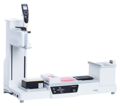 ASSIST PLUS pipetting robot